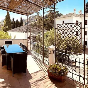 Сasa de vacaciones Vistas A La Alhambra Estancia Magica, Granada